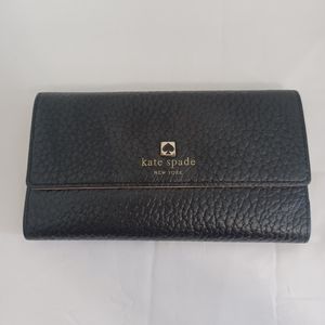 Kate Spade black Bebble leather wallet